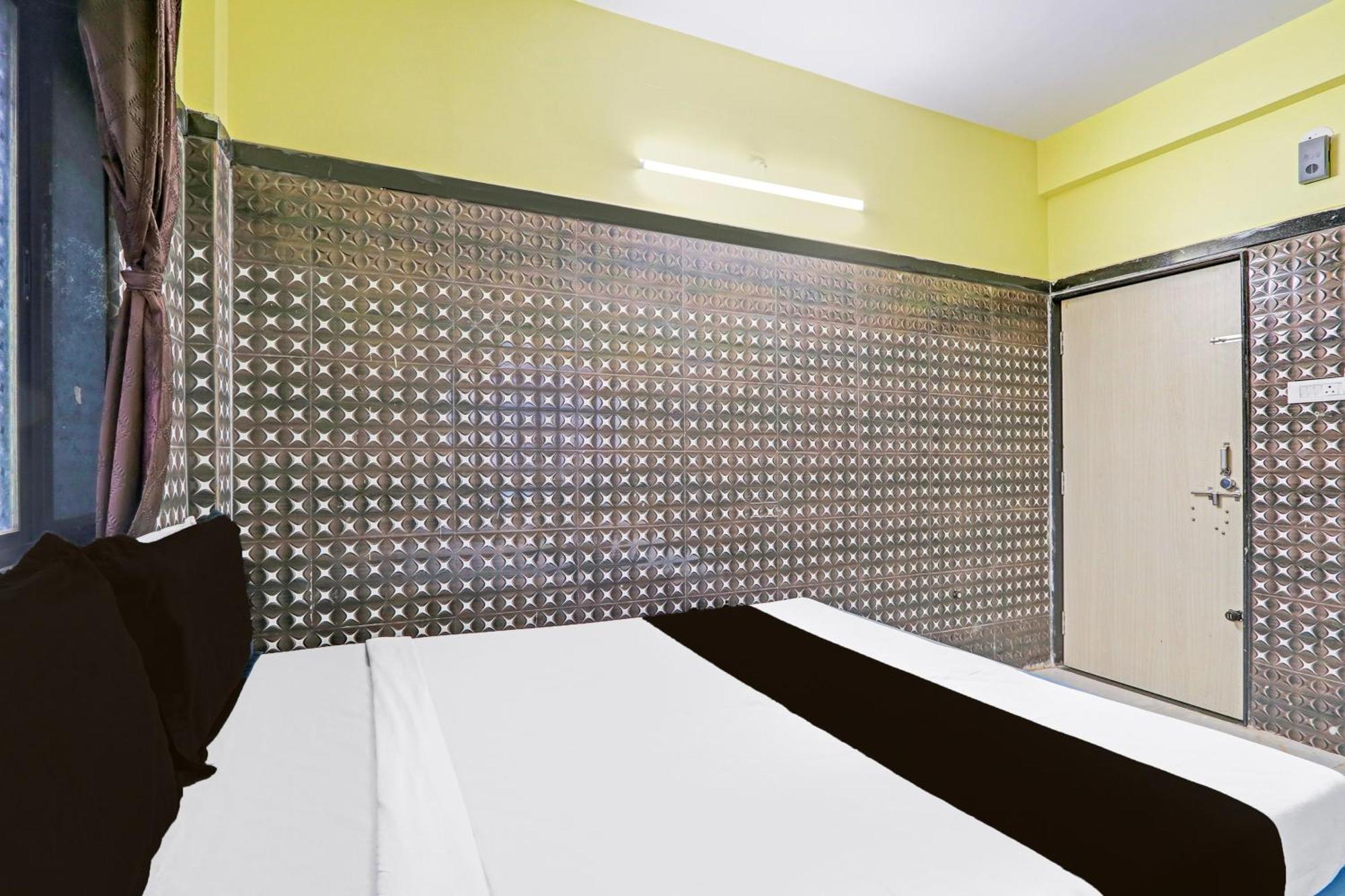 Hotel O Pankaj Hotel & Lodge Gangapur  Eksteriør billede