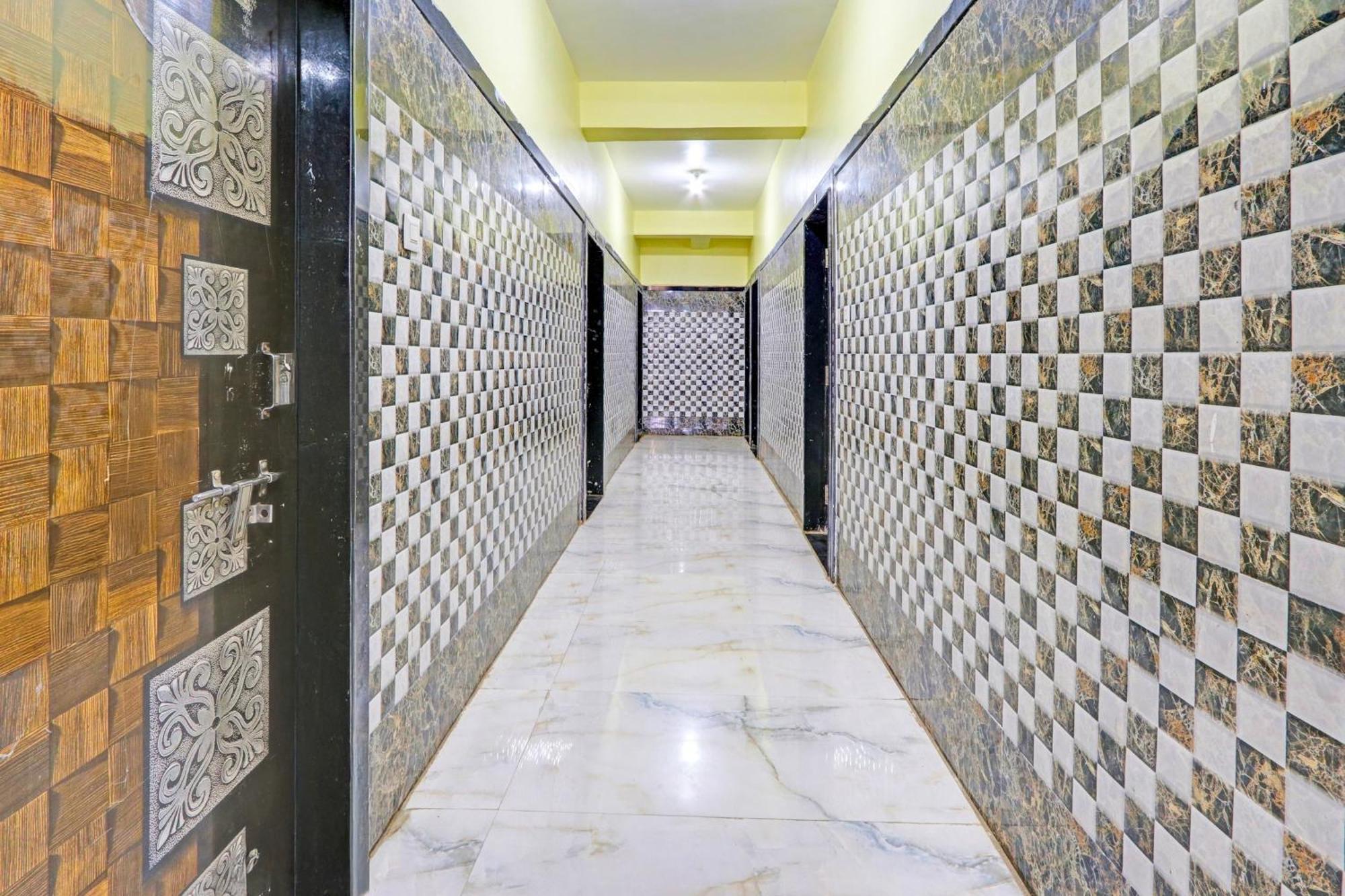 Hotel O Pankaj Hotel & Lodge Gangapur  Eksteriør billede
